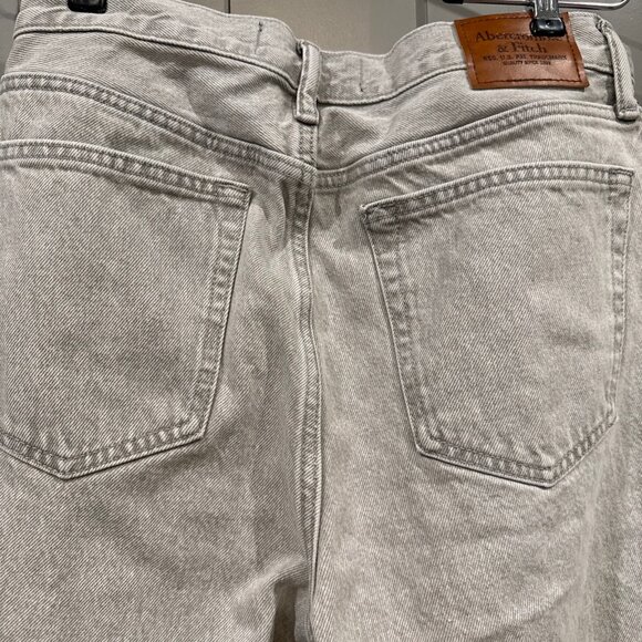 Abercrombie & Fitch Jeans Mens 30x30 Light Wash Gray Denim Straight Leg - Picture 8 of 8